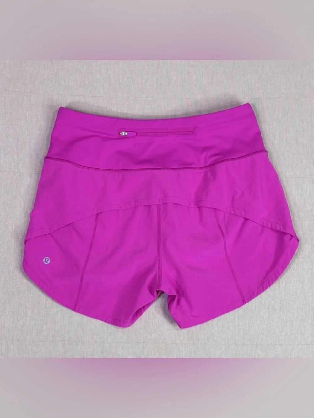 Lululemon Sonic Pink Speed Up Shorts High Rise Zip Pocket Size 6 Run